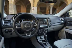 Jeep Compass Limited 4xe 2020 года  (EU)
